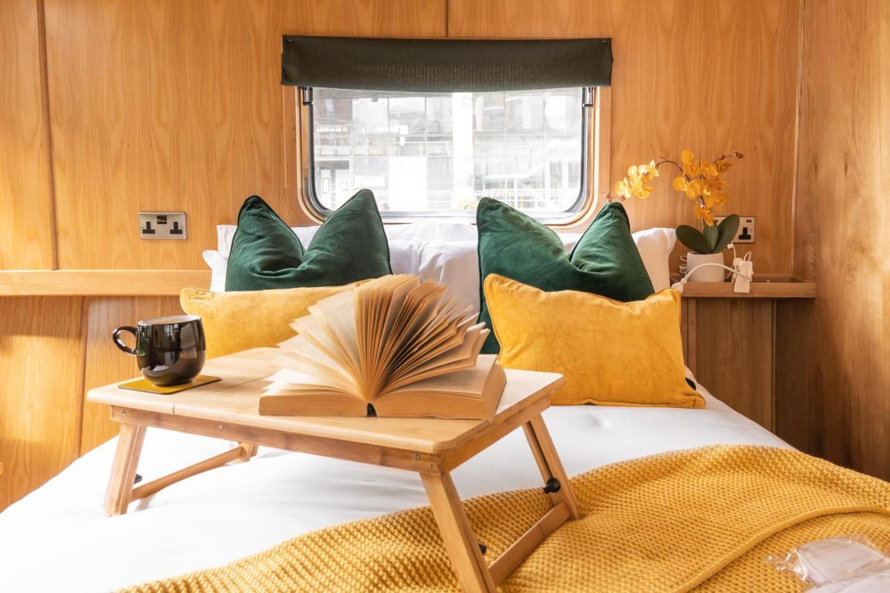 Edinburgh - Houseboats Hotel Bagian luar foto