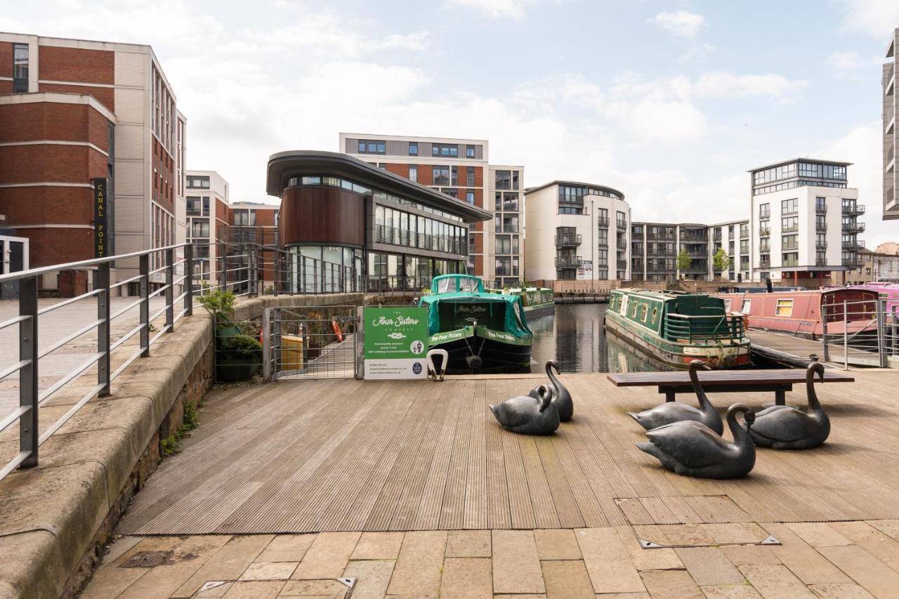Edinburgh - Houseboats Hotel Bagian luar foto