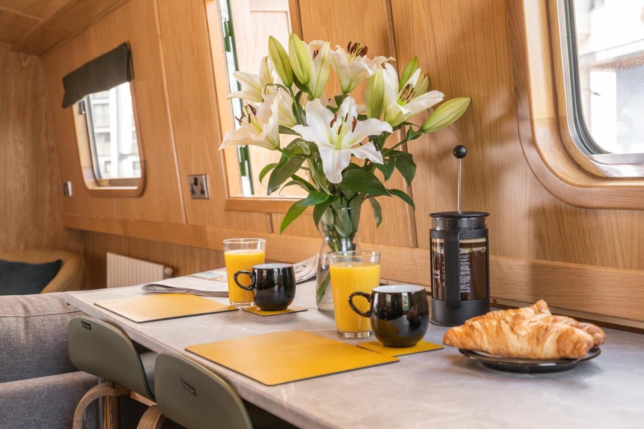 Edinburgh - Houseboats Hotel Bagian luar foto