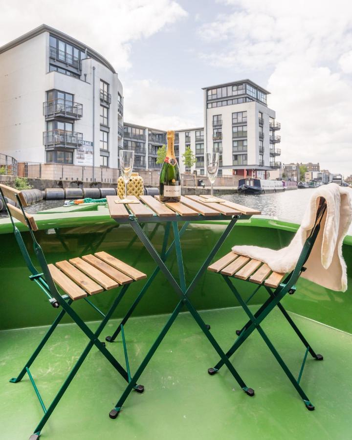 Edinburgh - Houseboats Hotel Bagian luar foto