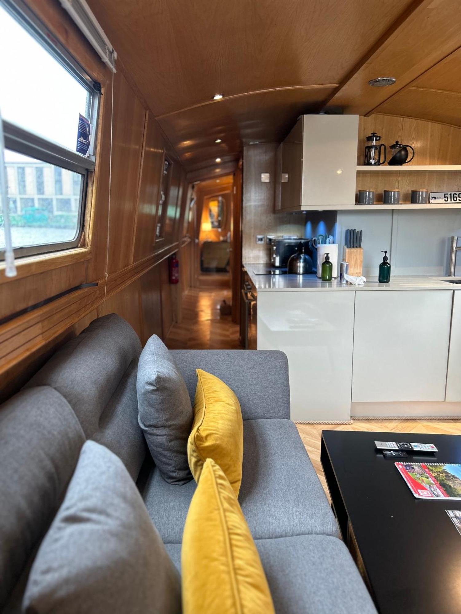Edinburgh - Houseboats Hotel Bagian luar foto